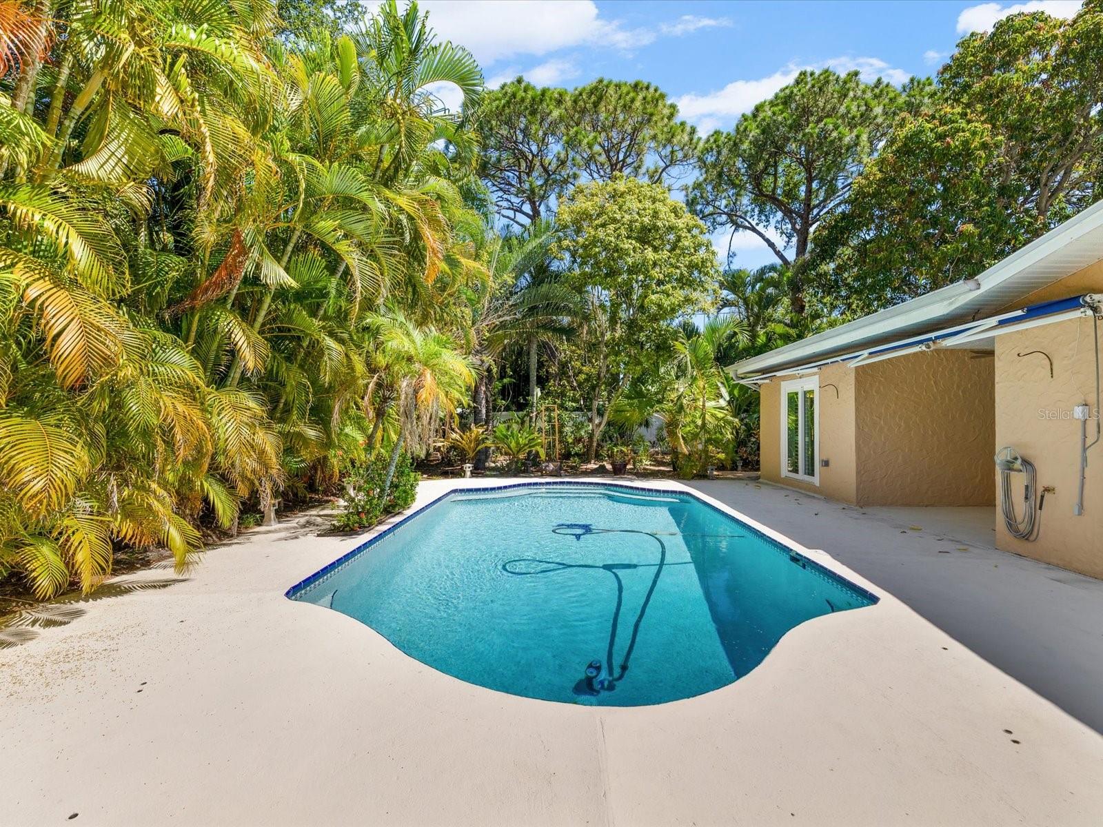 502 FLORIDA BLVD — photo 33