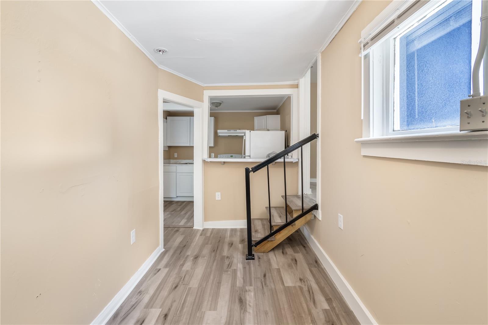 418 E AMELIA AVE #G — photo 4