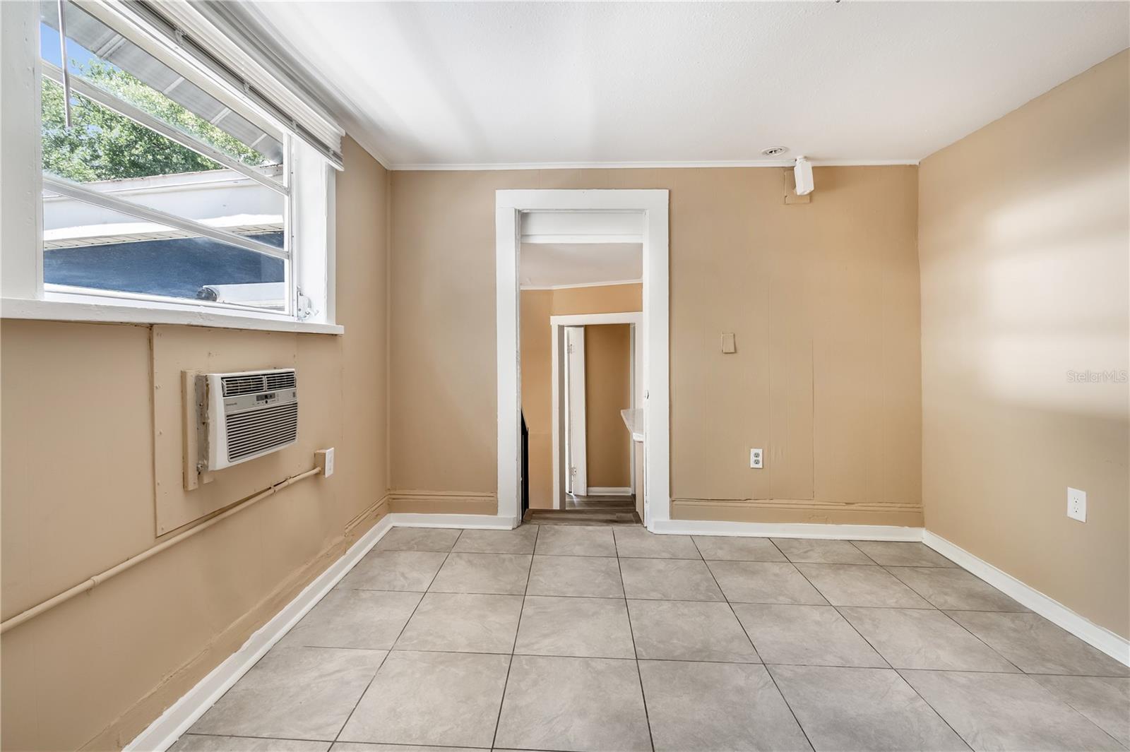 418 E AMELIA AVE #G — photo 14