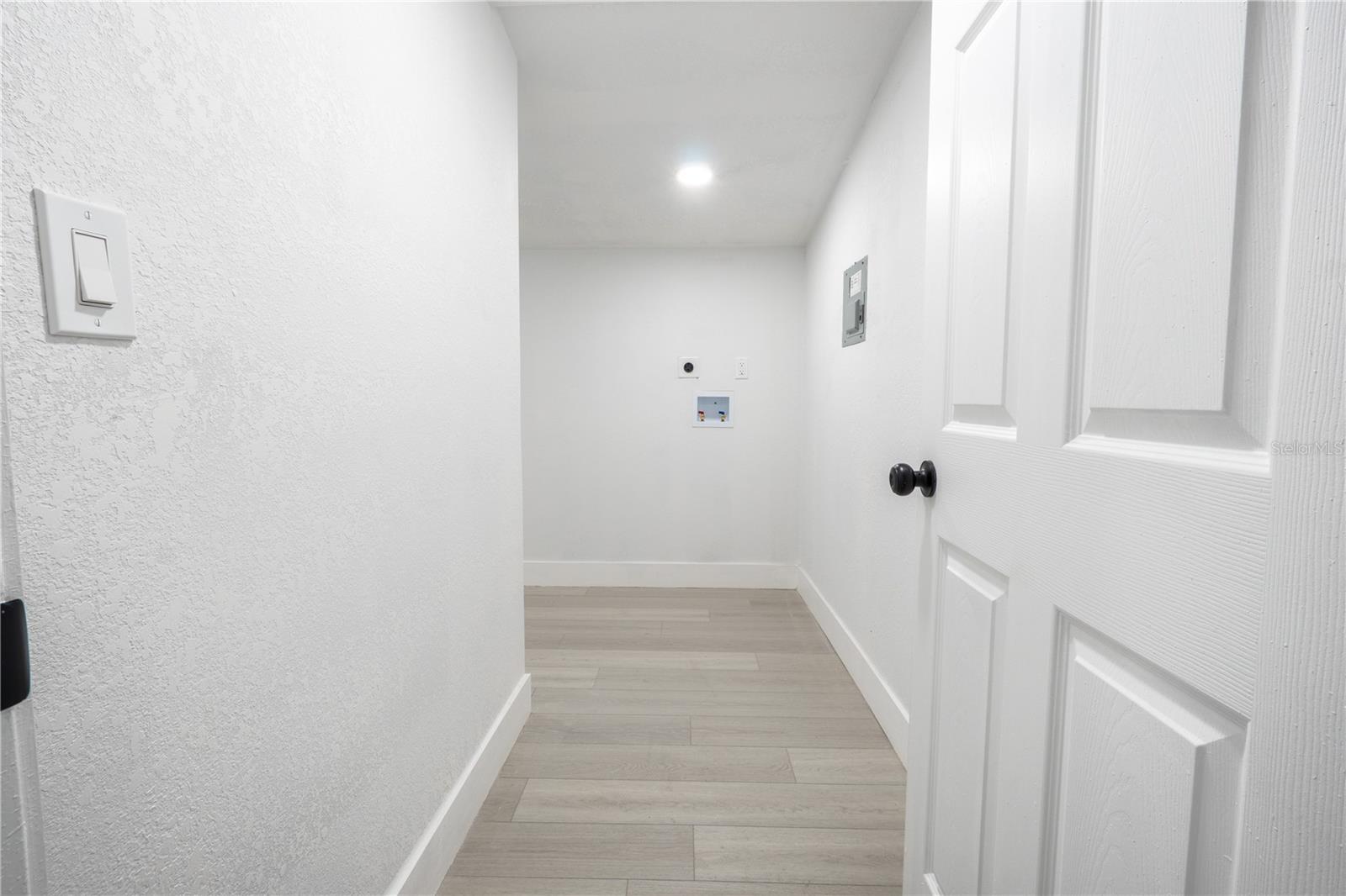 4112 W FAIRVIEW HTS — photo 22