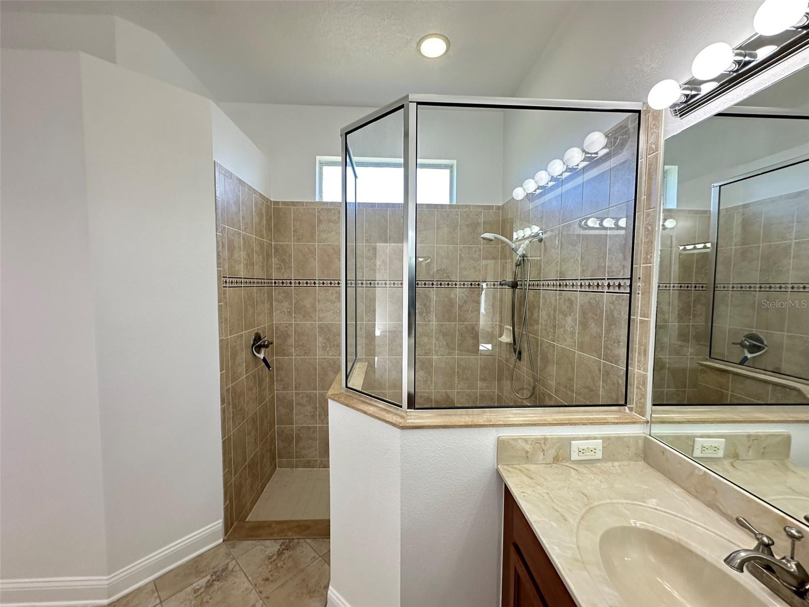 8120 TURKEY HILL CT — photo 24
