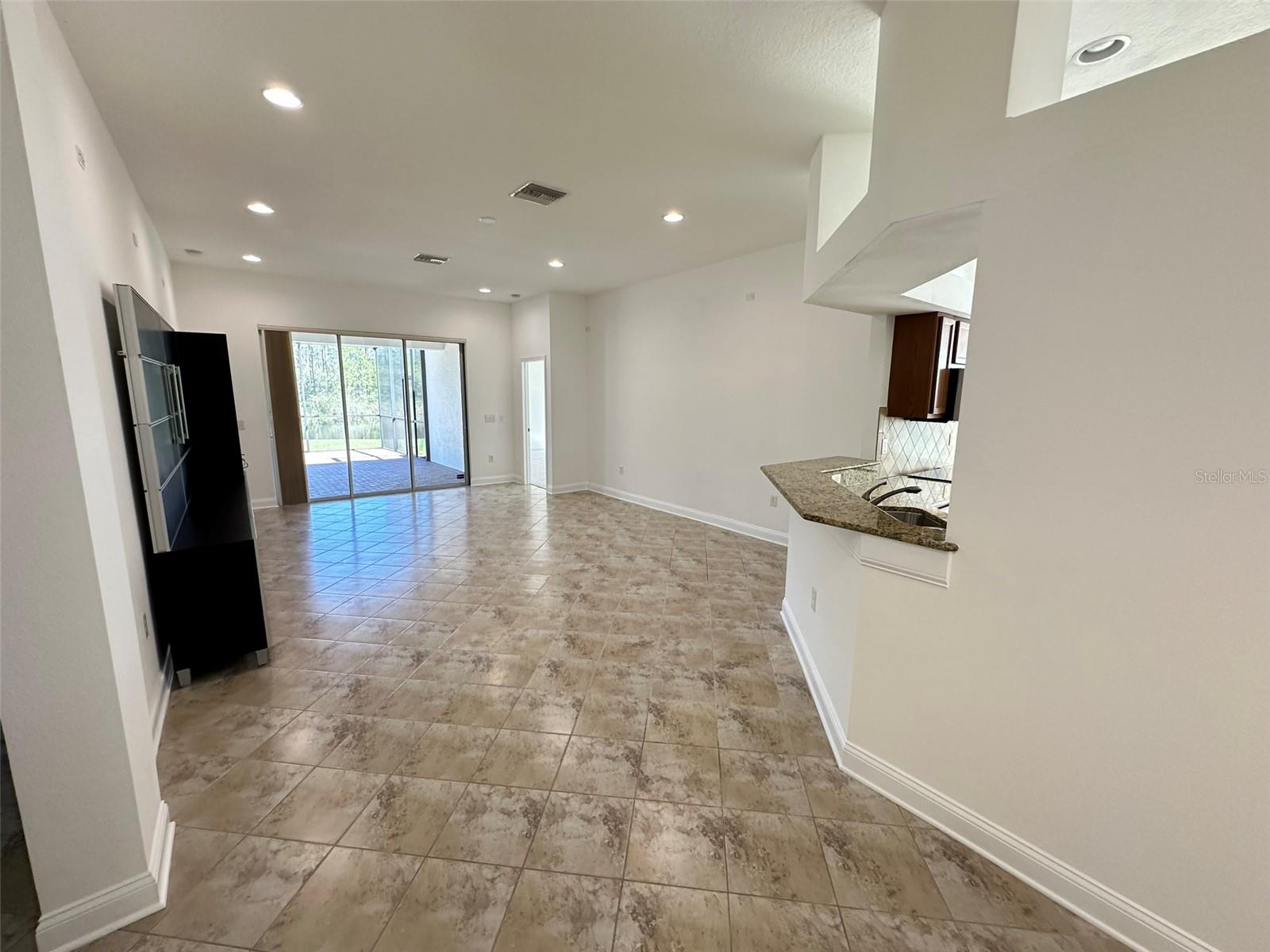 8120 TURKEY HILL CT — photo 14