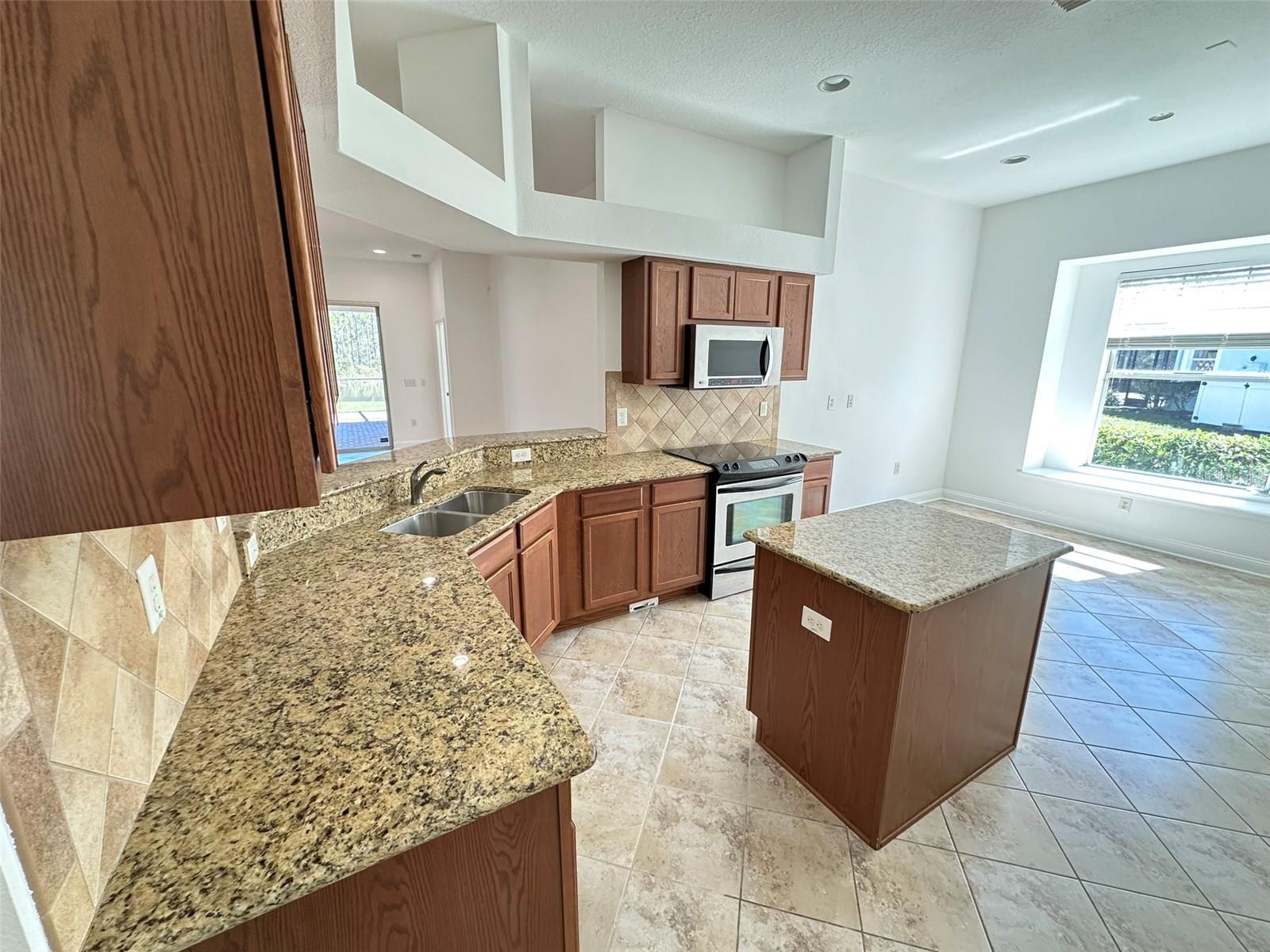 8120 TURKEY HILL CT — photo 9