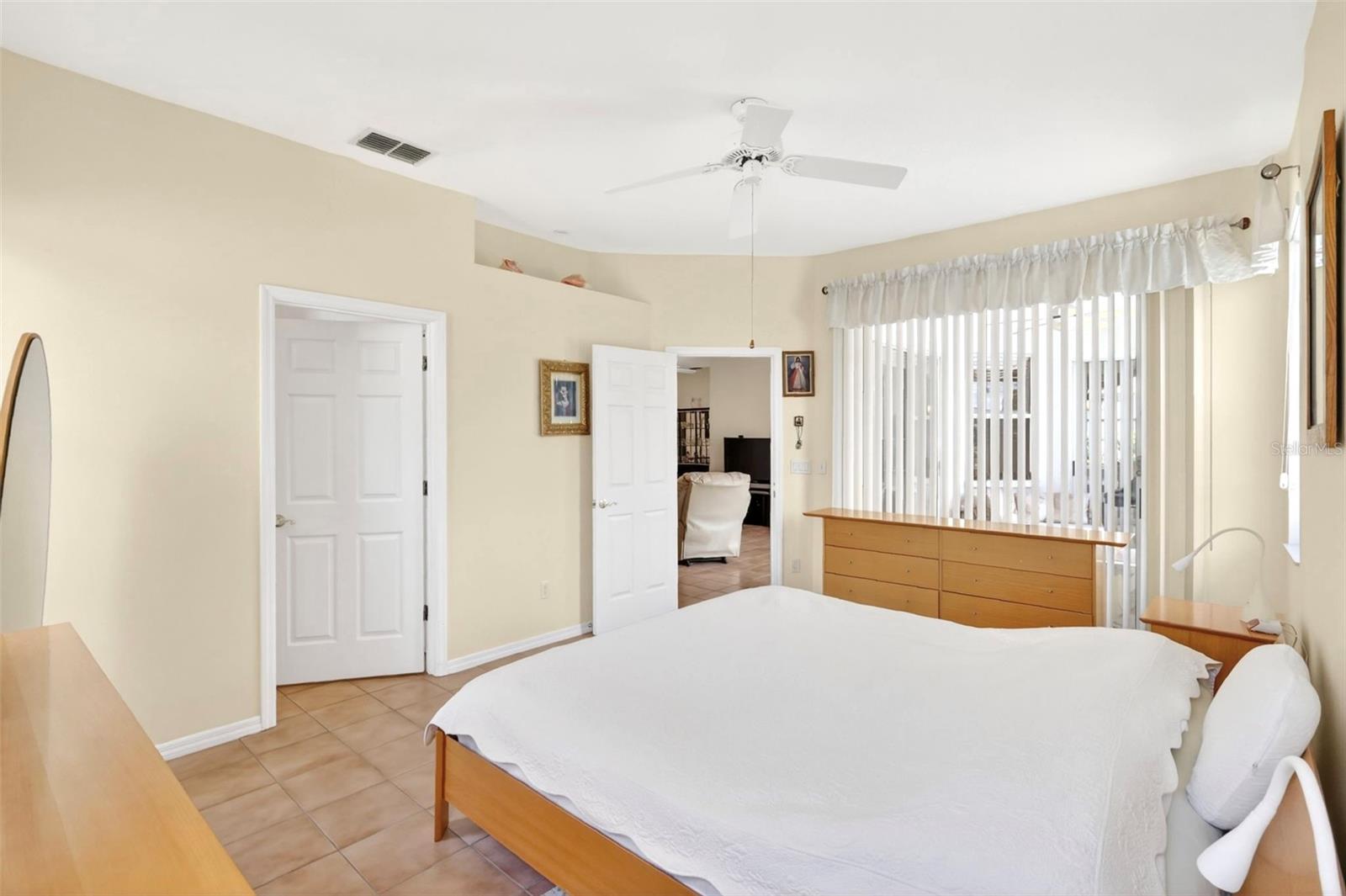 5425 MATTHEW CT — photo 32