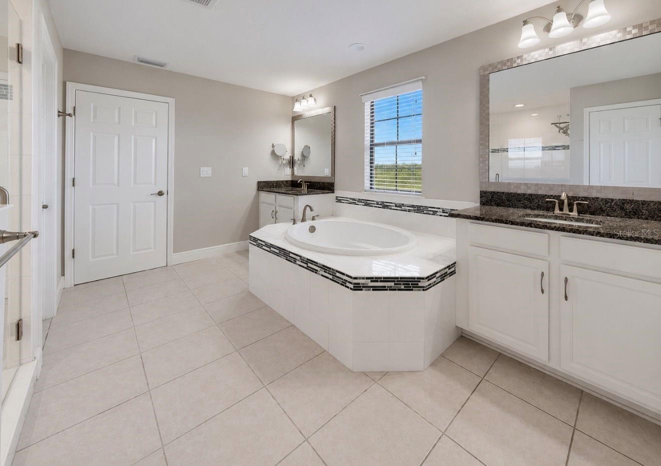 13107 MONACH ISLES DR — photo 40