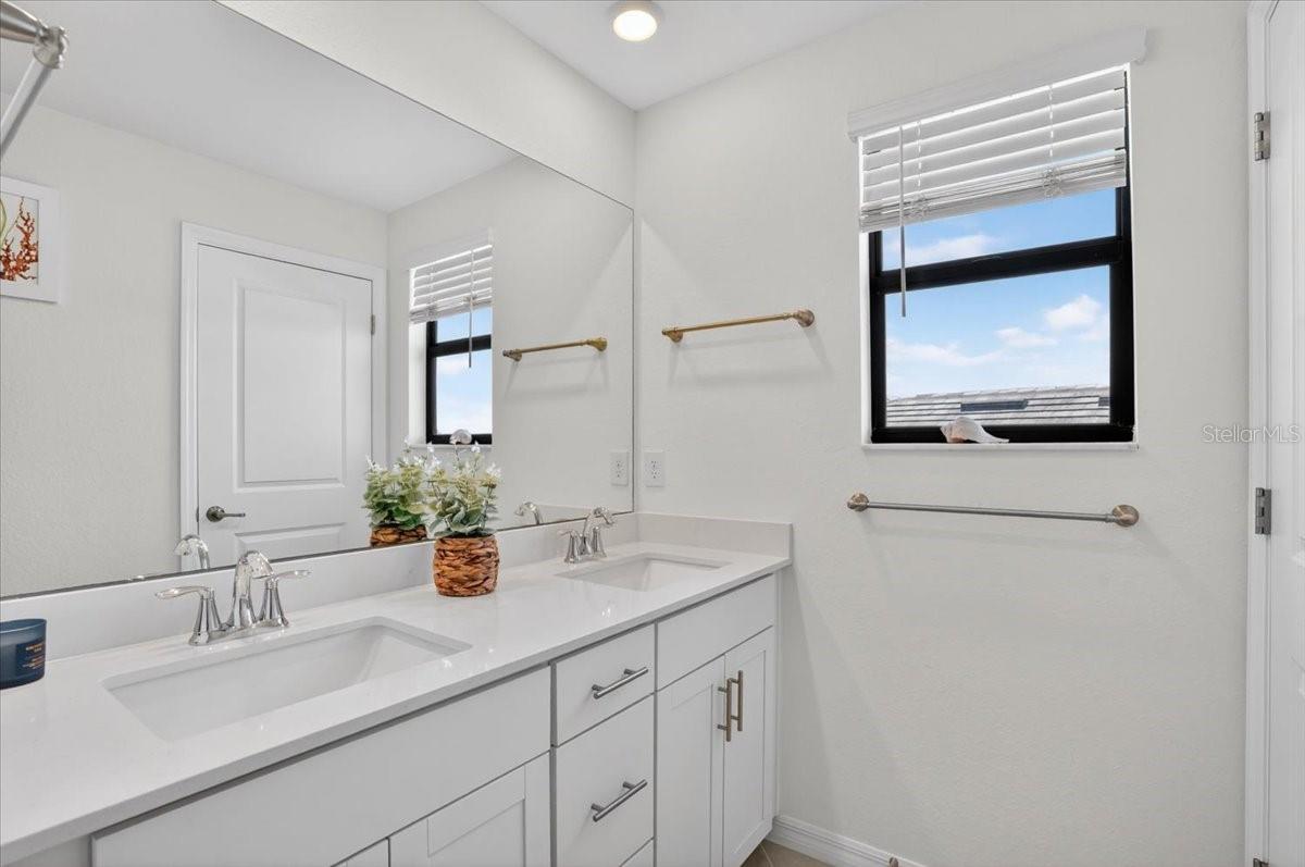 10865 SUN DROP ST — photo 34