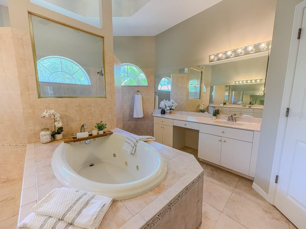 5852 CACHETTE DE RIVIERA CT — photo 38