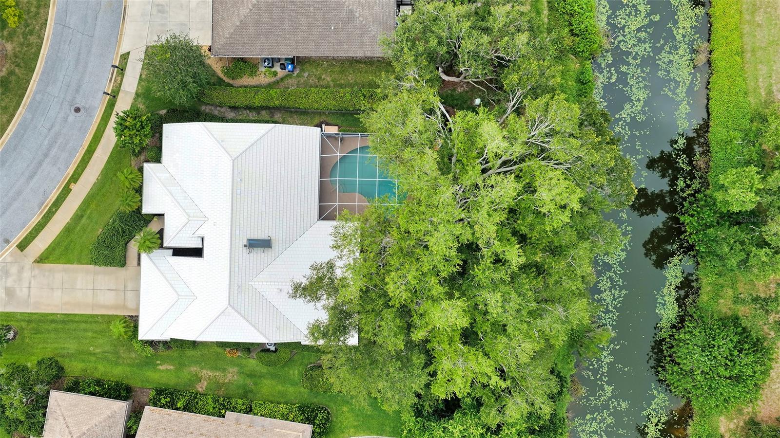 4391 MAPLEWOOD LN — photo 44