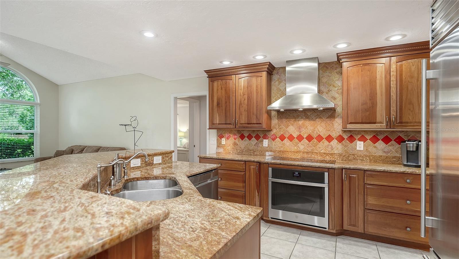 4391 MAPLEWOOD LN — photo 16