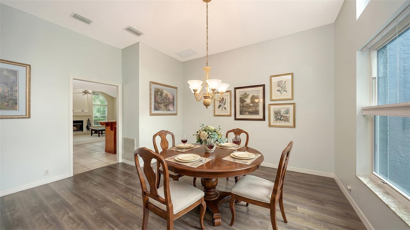 4391 MAPLEWOOD LN — photo 12