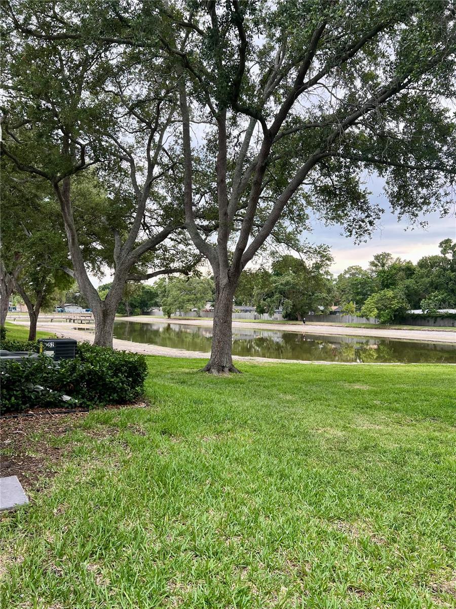 3819 N OAK DR #I42 — photo 24