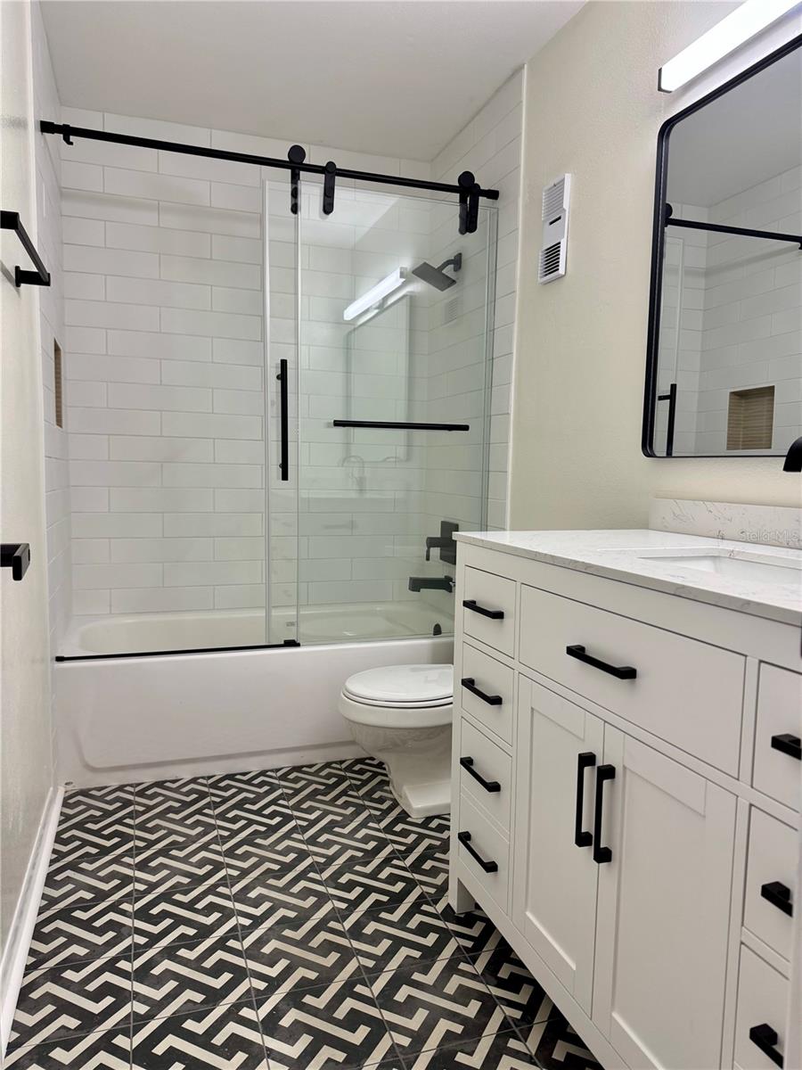 3819 N OAK DR #I42 — photo 12