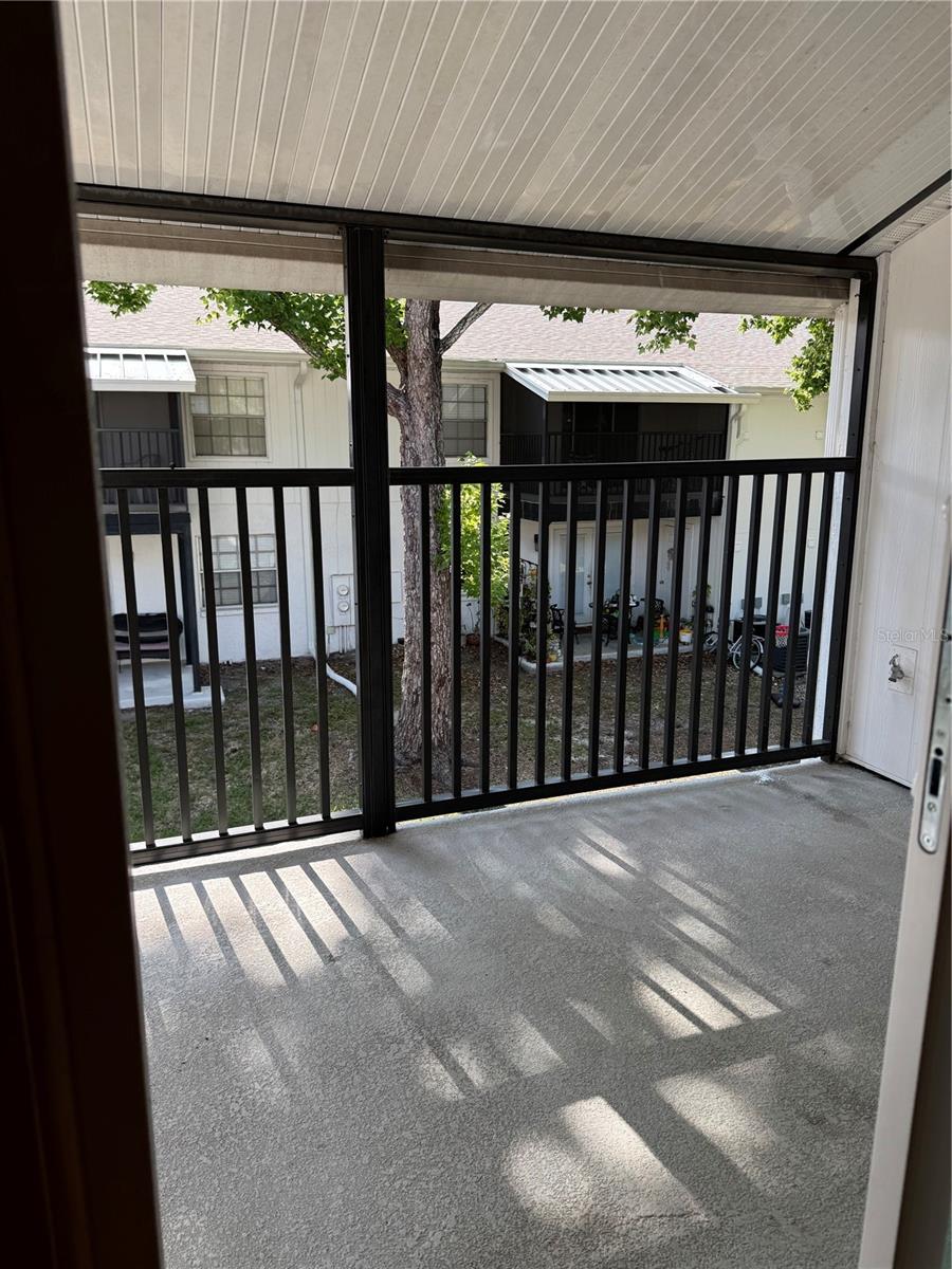 3819 N OAK DR #I42 — photo 18