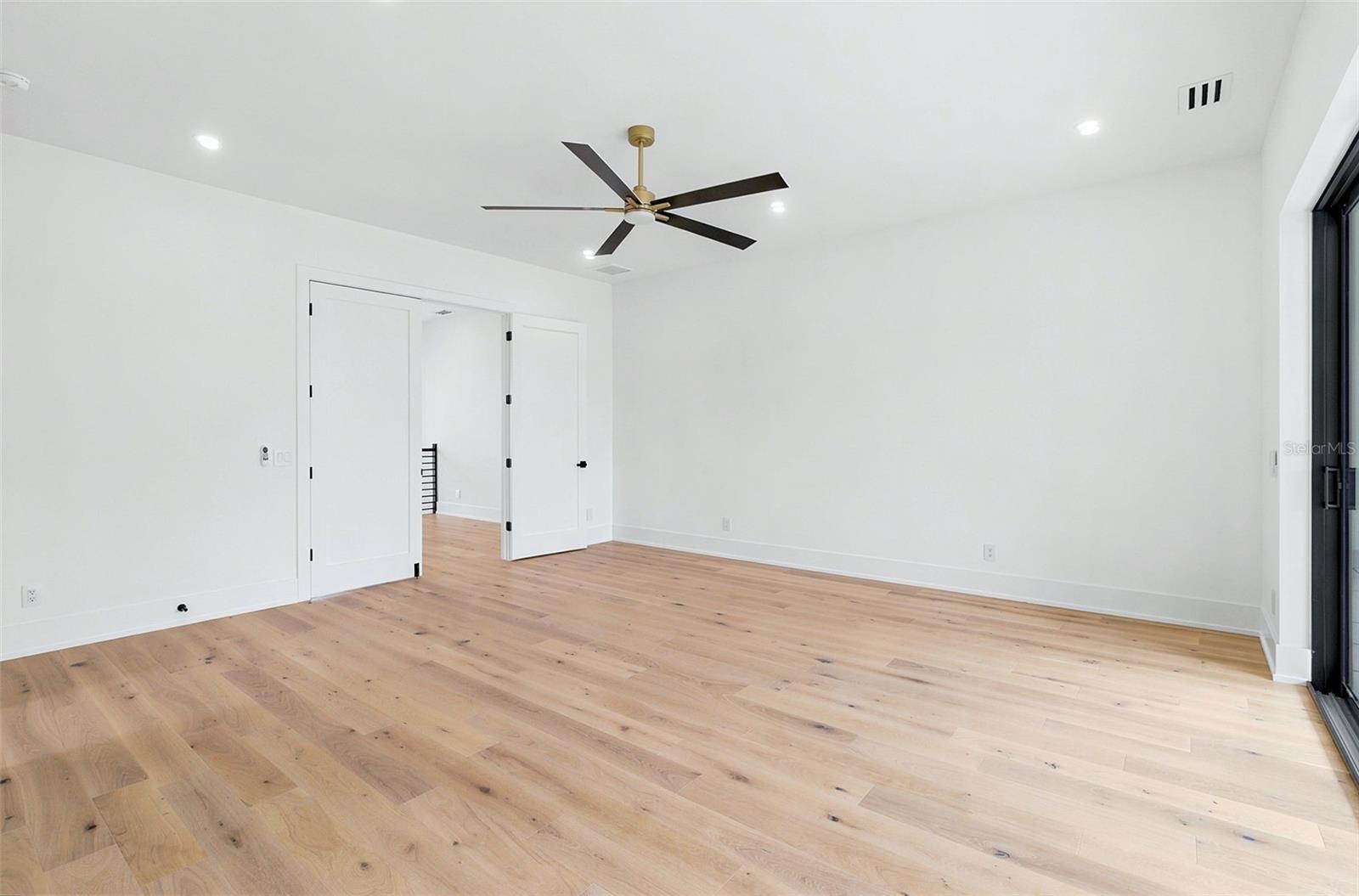 1870 JASMINE DR — photo 32