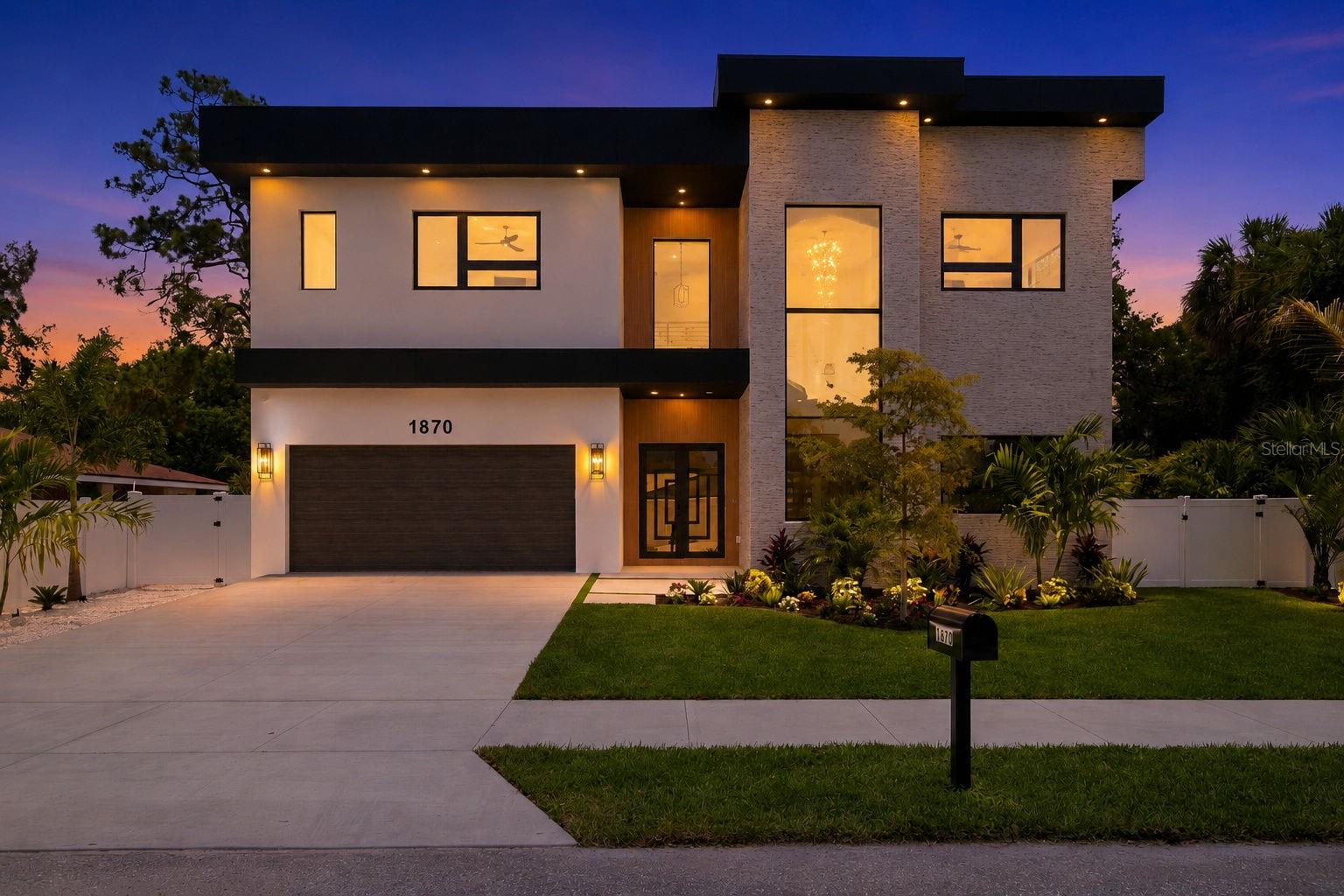 1870 JASMINE DR — photo 2