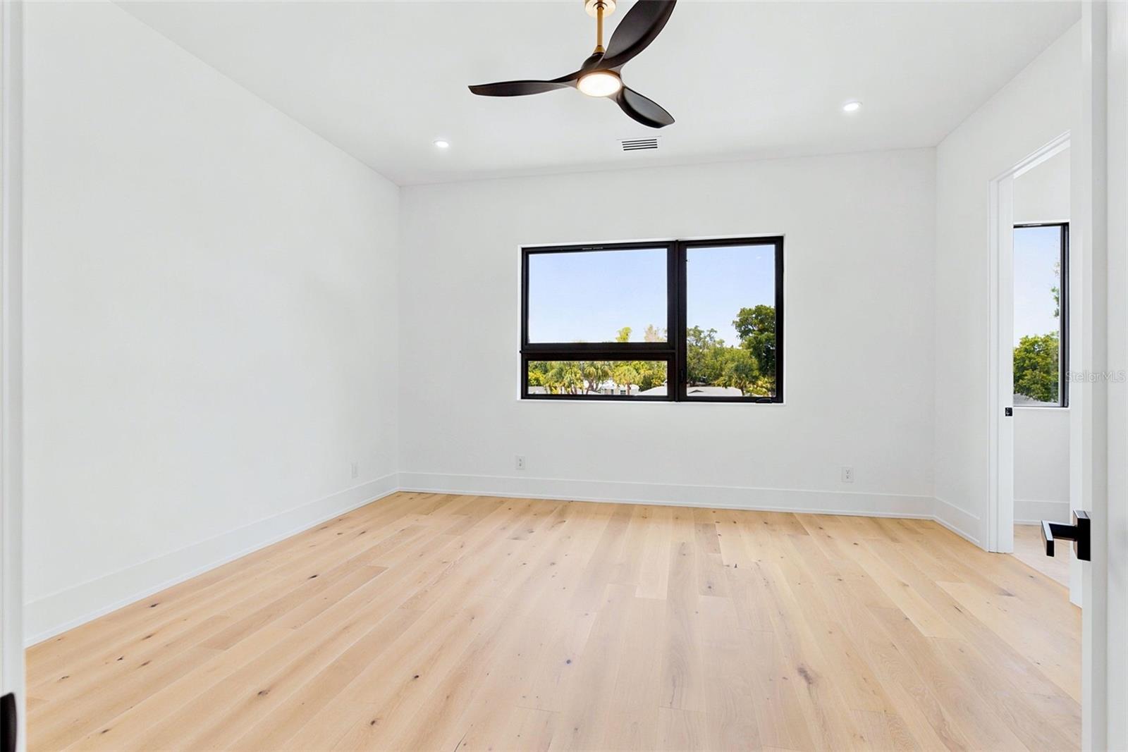 1870 JASMINE DR — photo 45