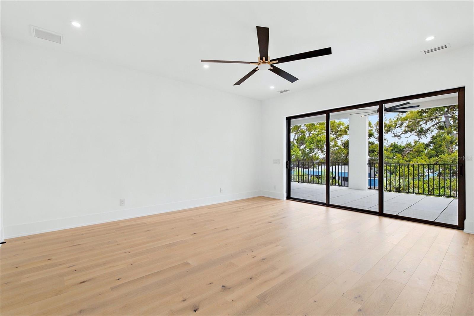 1870 JASMINE DR — photo 31