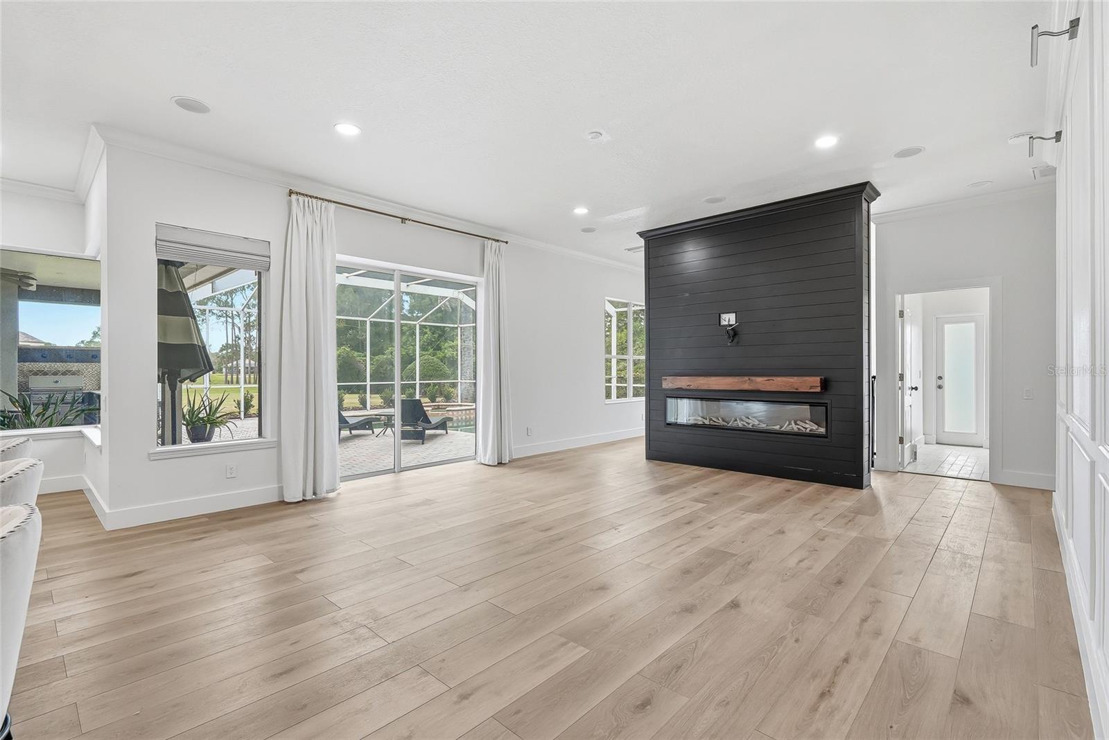 23534 GRACEWOOD CIR — photo 32
