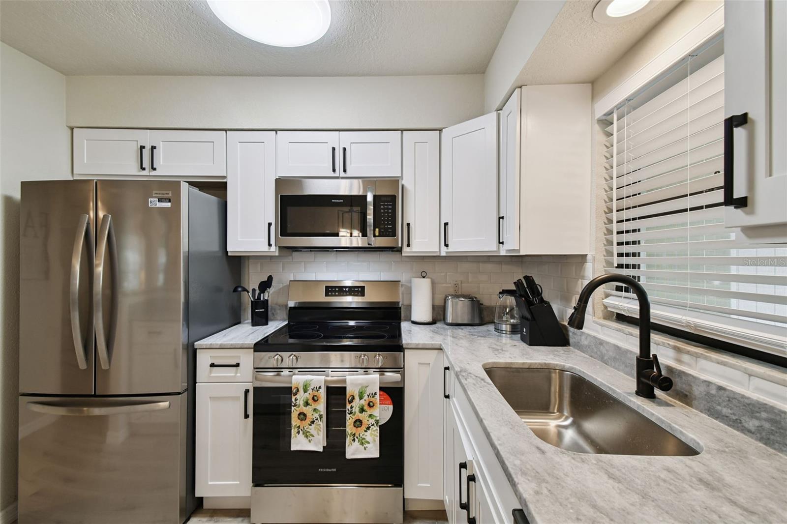 6551 S WEST SHORE CIR — photo 12