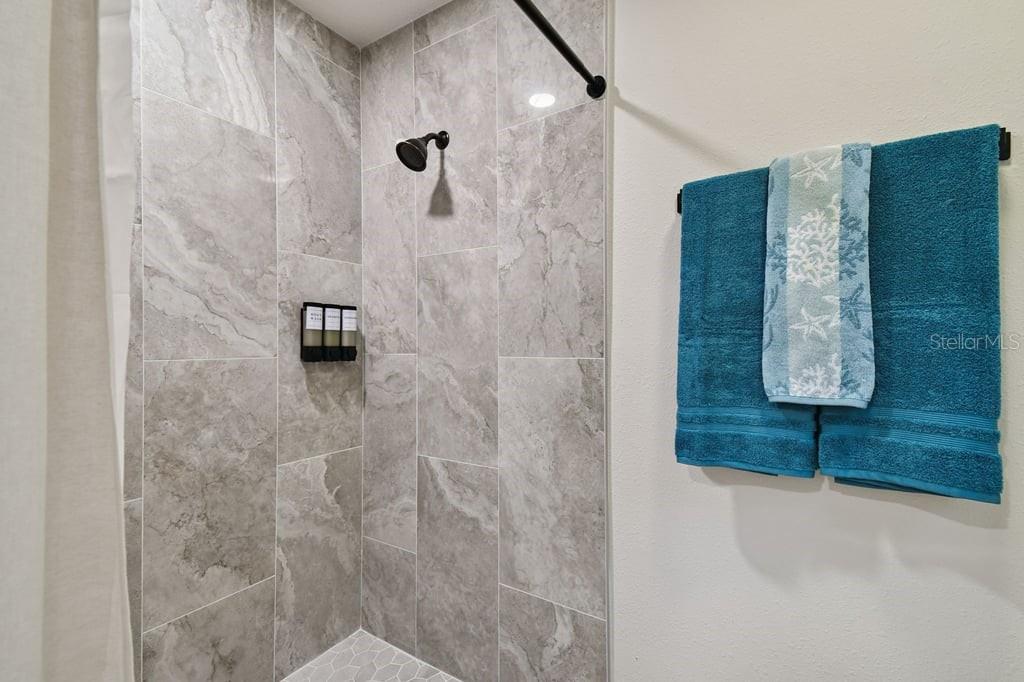 6551 S WEST SHORE CIR — photo 34