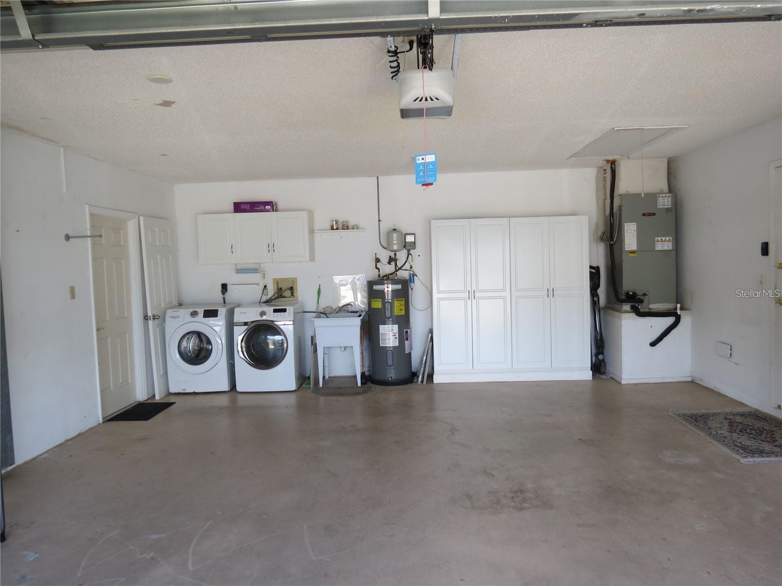 999 GILLESPIE DR — photo 12