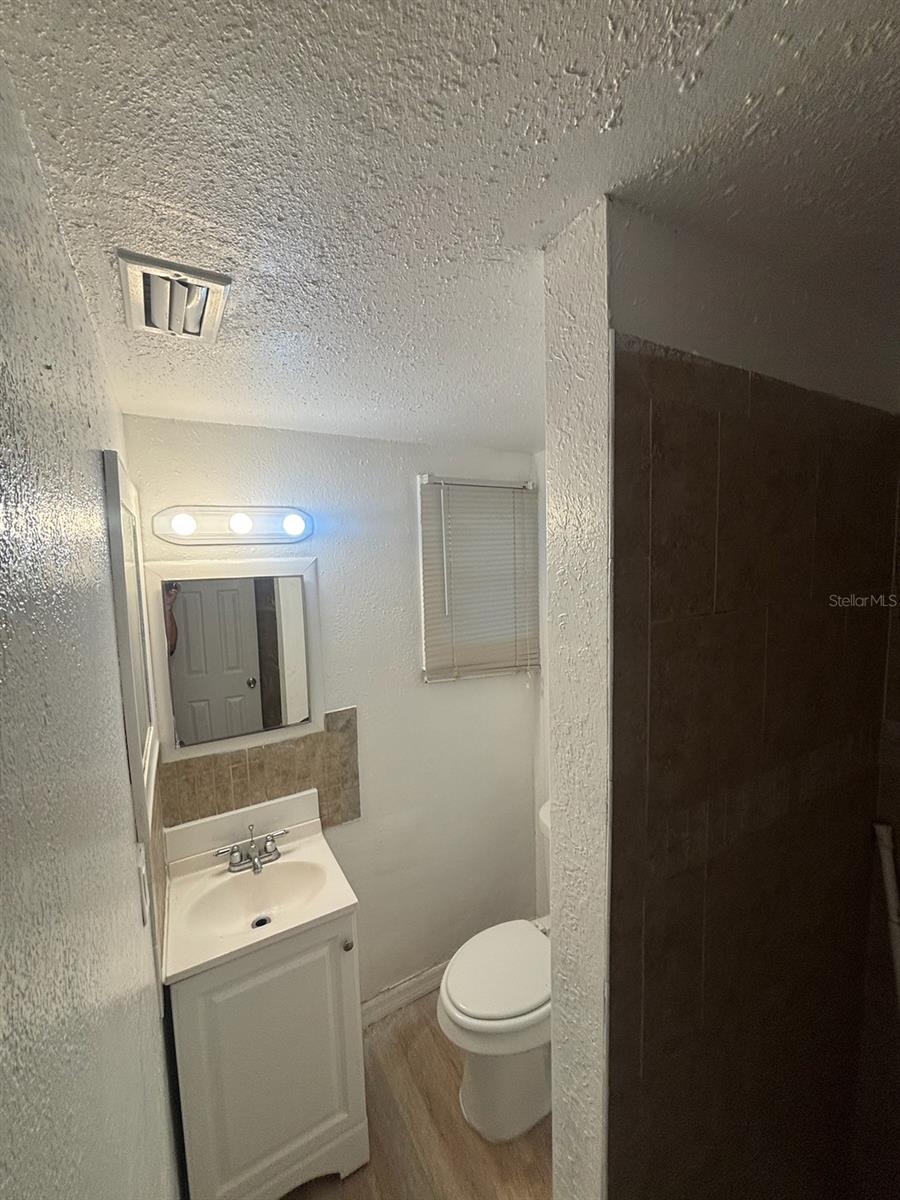 1379 S MARTIN LUTHER KING JR AVE — photo 14