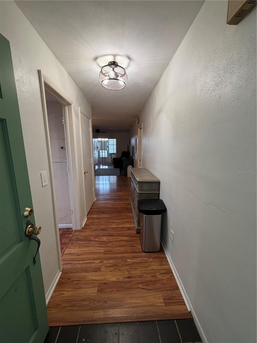 200 GLENNES LN #114 — photo 4