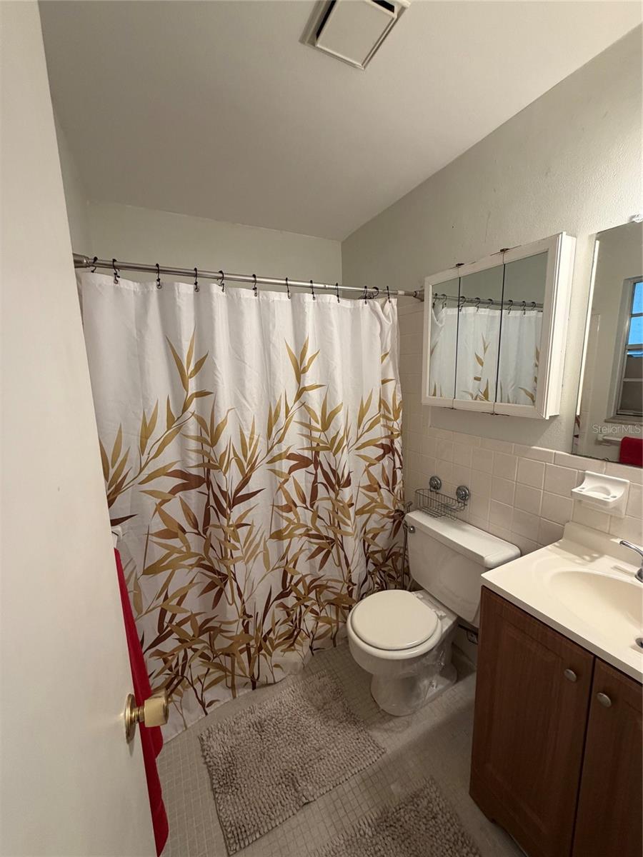 200 GLENNES LN #114 — photo 30