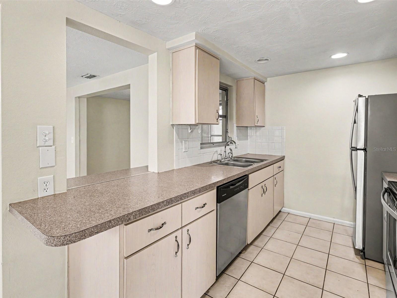3609 TRUMAN DR — photo 5