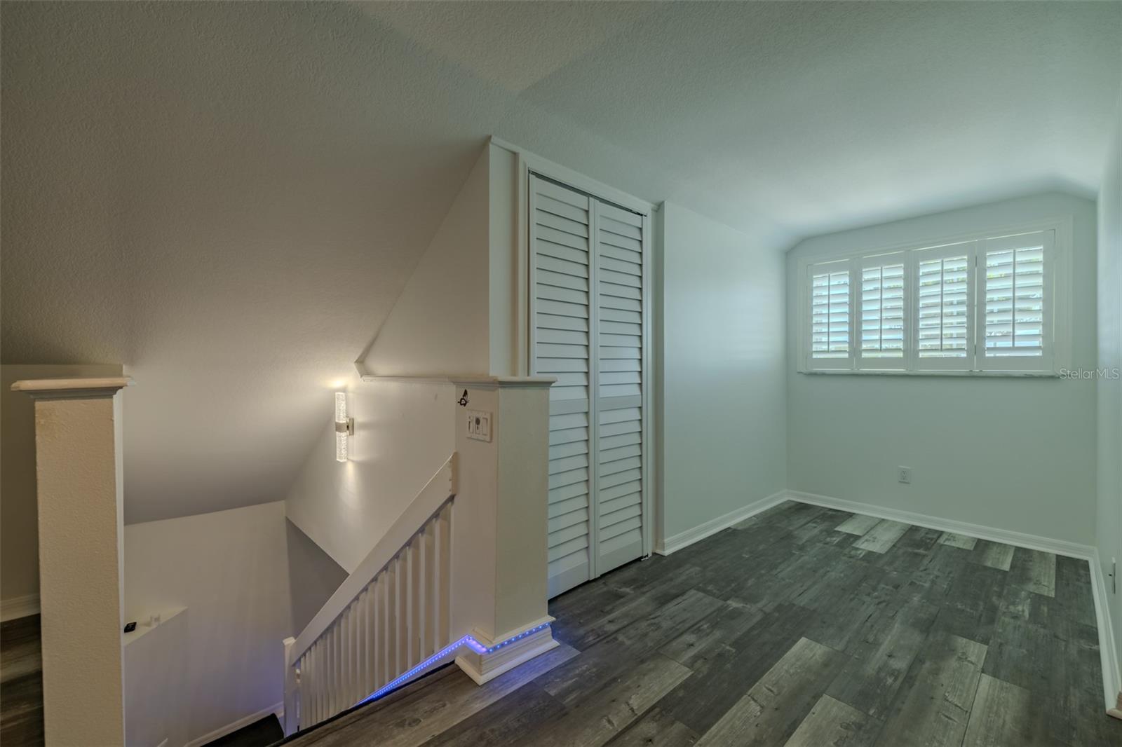 911 GOLFVIEW WOODS DR — photo 35