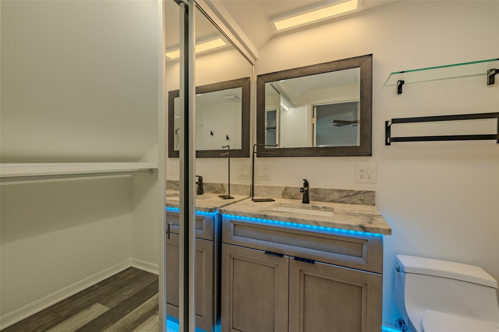 911 GOLFVIEW WOODS DR — photo 42