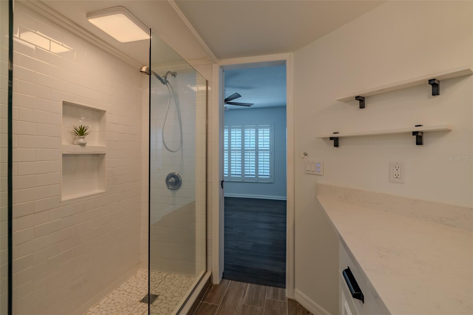 911 GOLFVIEW WOODS DR — photo 32