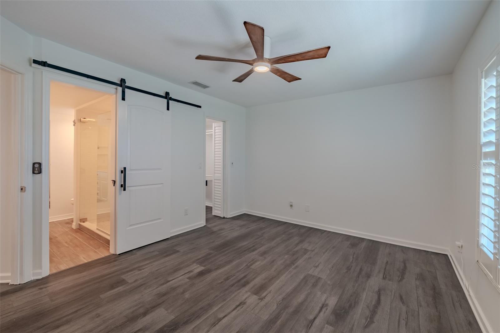 911 GOLFVIEW WOODS DR — photo 27