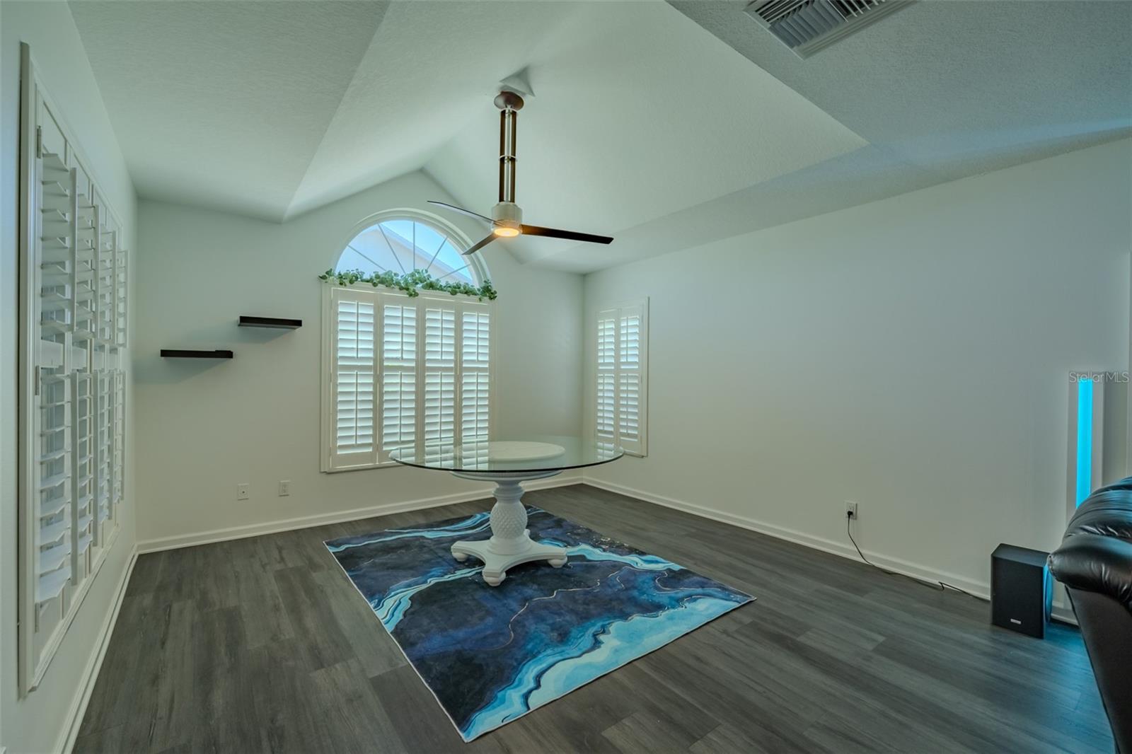 911 GOLFVIEW WOODS DR — photo 10