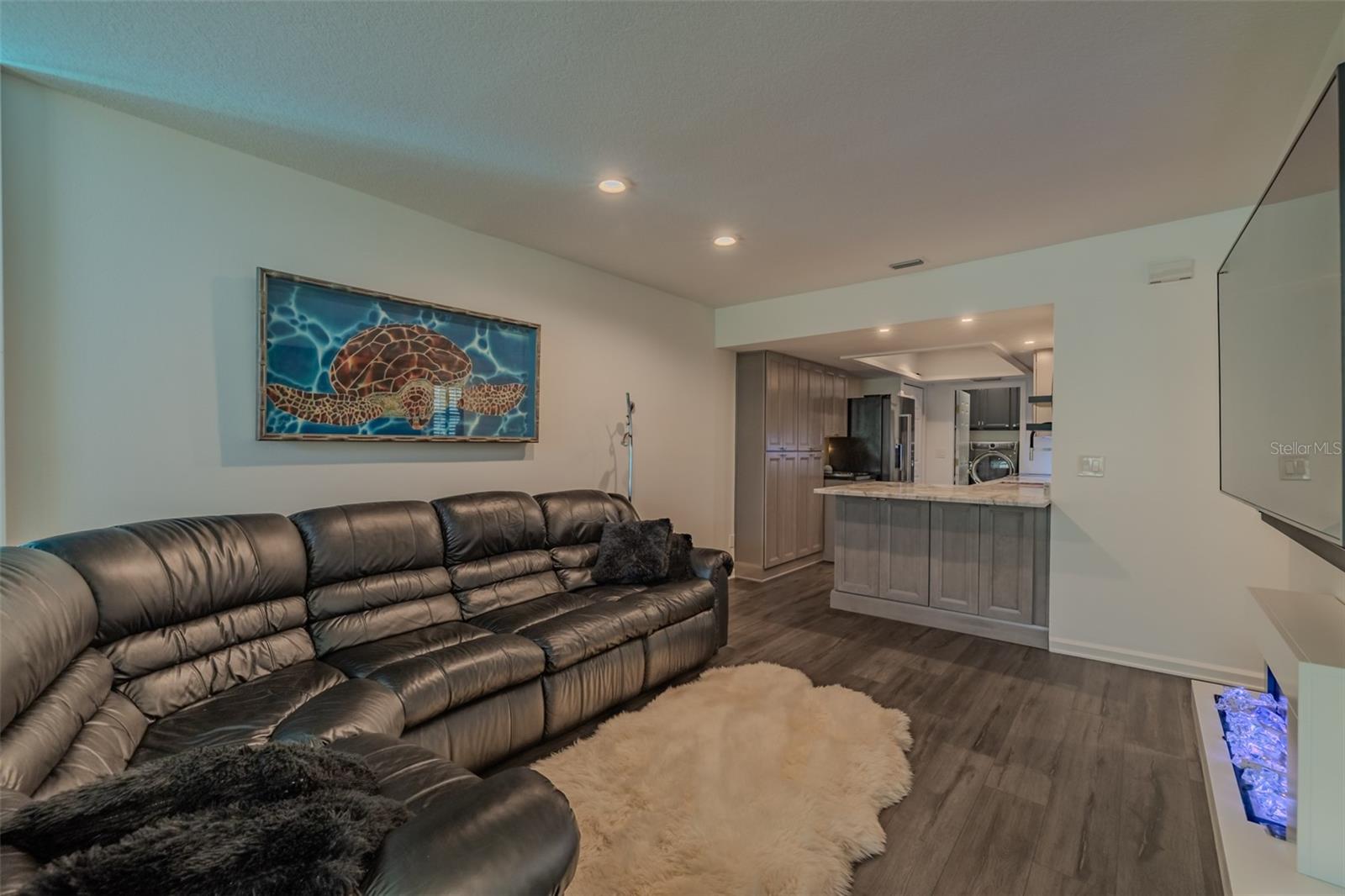 911 GOLFVIEW WOODS DR — photo 13