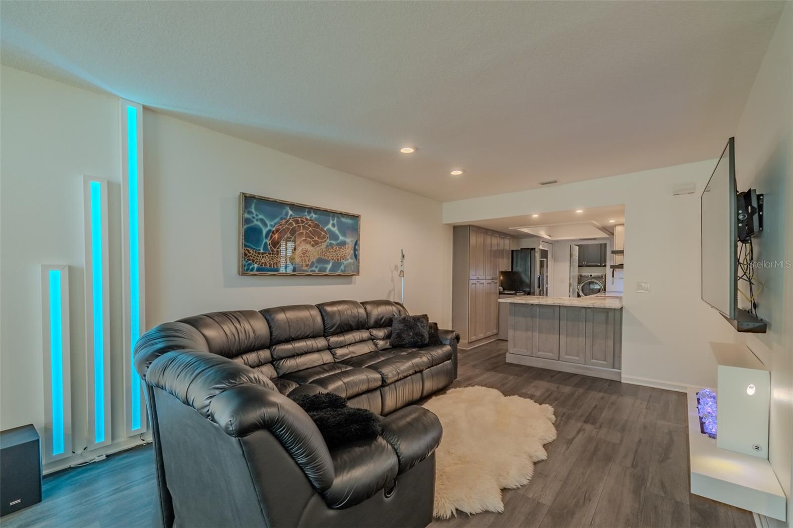 911 GOLFVIEW WOODS DR — photo 12