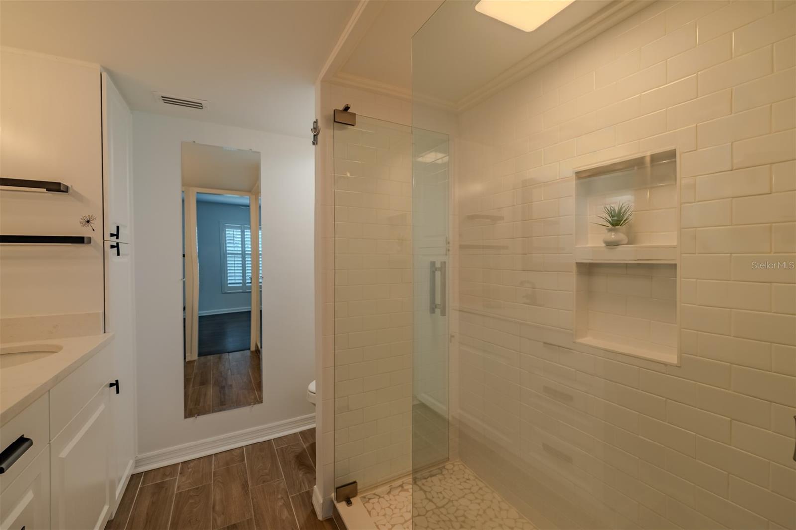 911 GOLFVIEW WOODS DR — photo 31