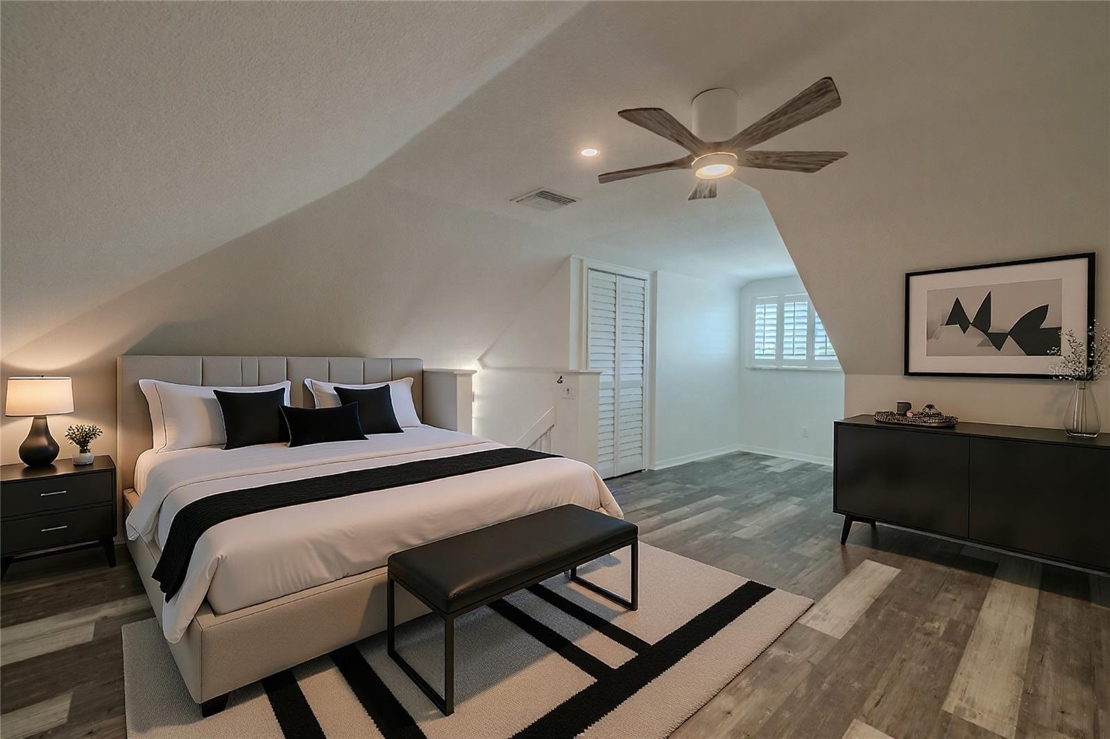 911 GOLFVIEW WOODS DR — photo 38
