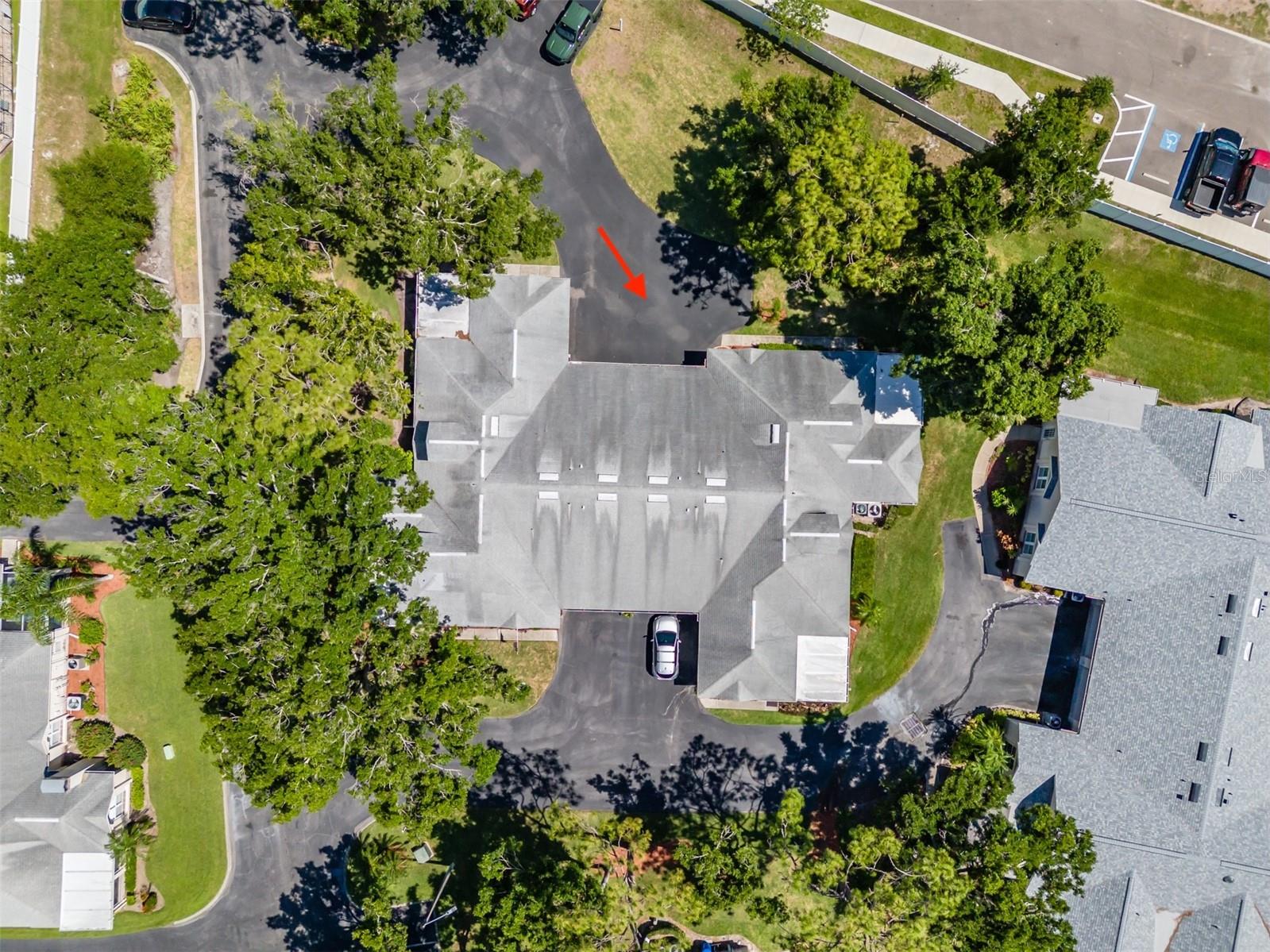 911 GOLFVIEW WOODS DR — photo 46