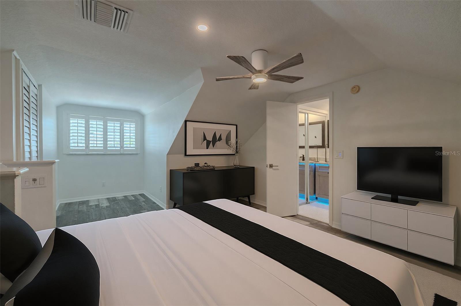 911 GOLFVIEW WOODS DR — photo 36