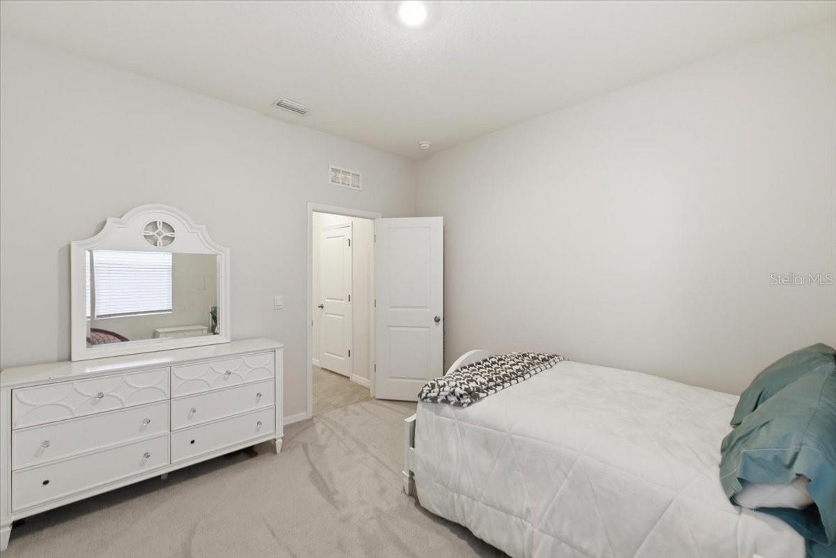 1413 TROPICAL OASIS AVE — photo 23