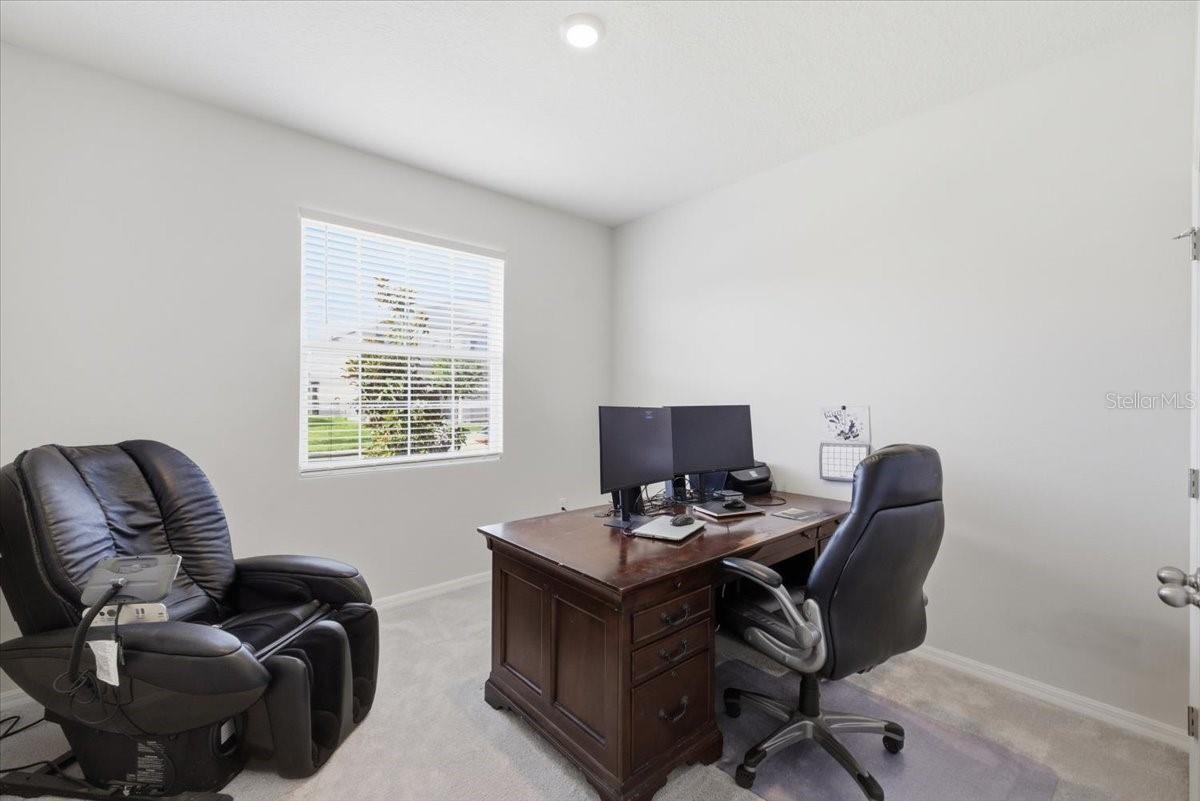 1413 TROPICAL OASIS AVE — photo 17