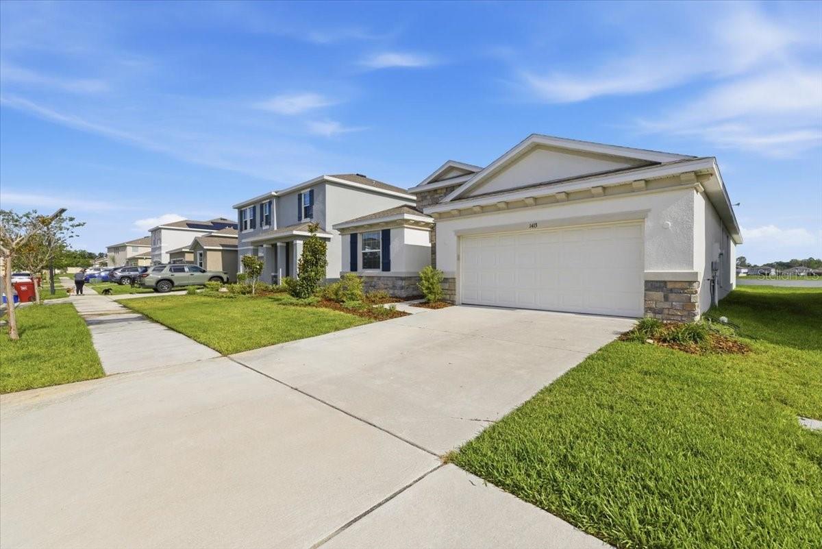1413 TROPICAL OASIS AVE — photo 39