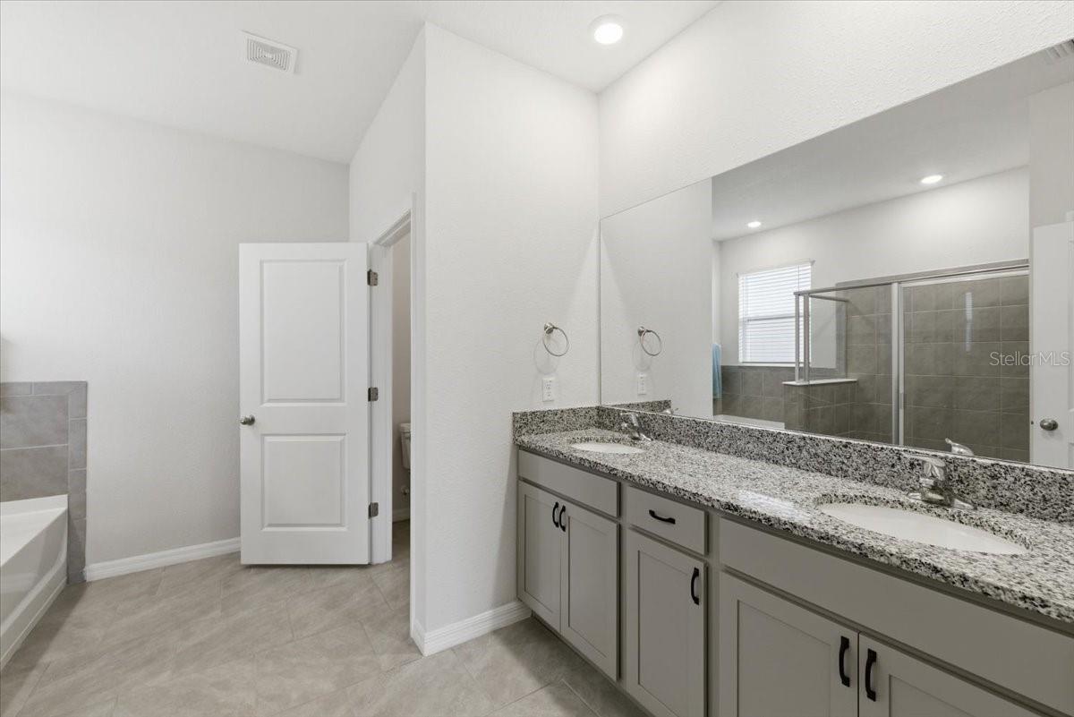 1413 TROPICAL OASIS AVE — photo 15