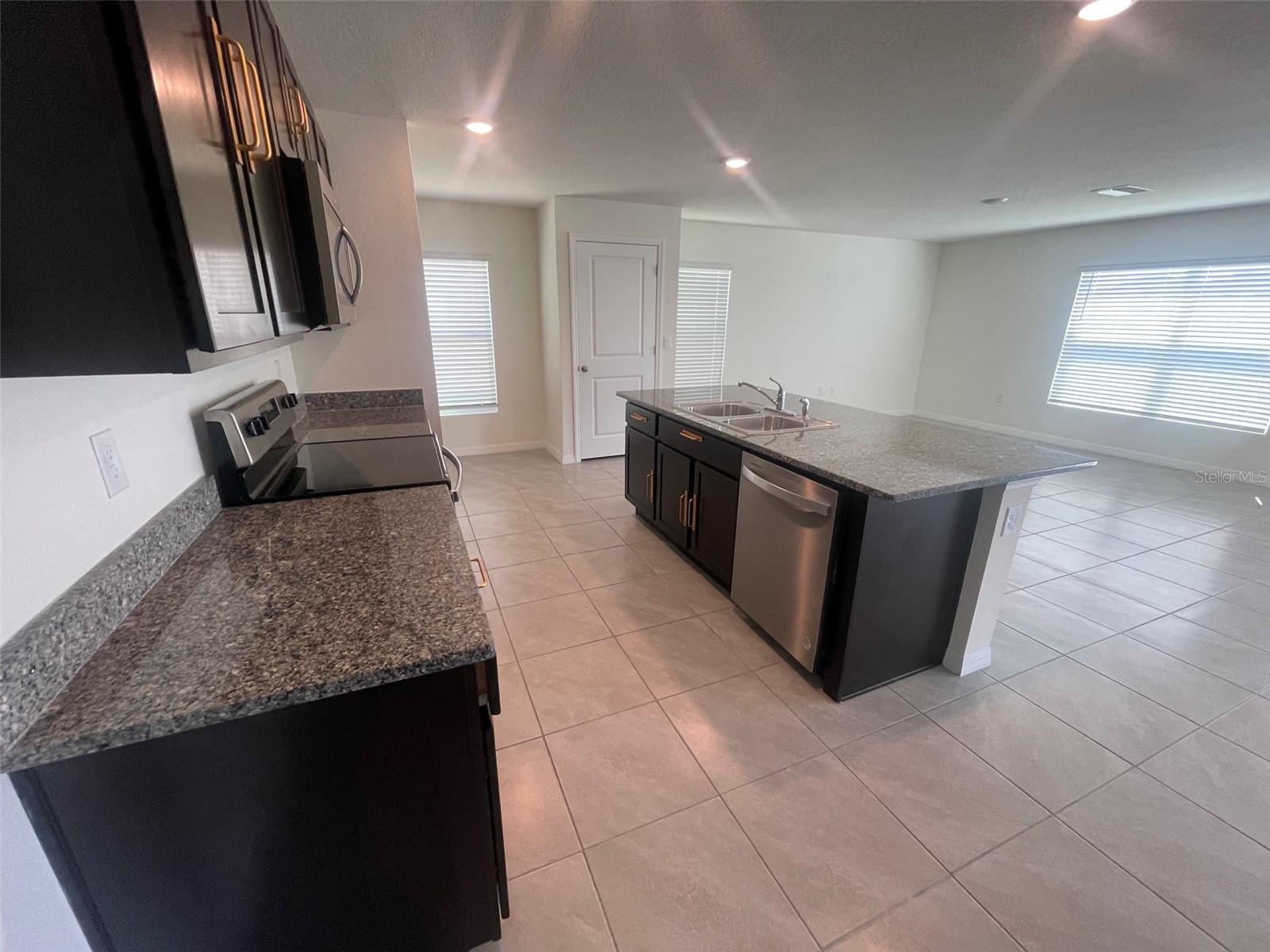 35288 SPRUCE KNOB CT — photo 9