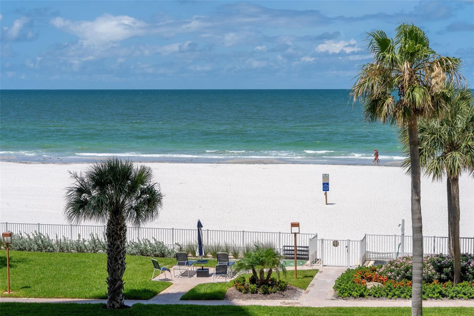 17920 GULF BLVD #302 — photo 23