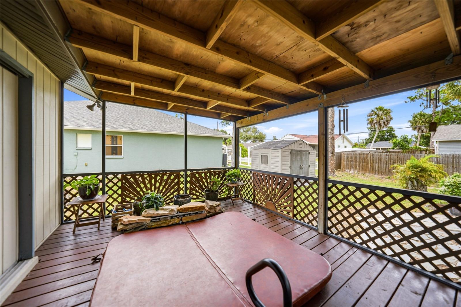 2631 FIESTA DR — photo 39