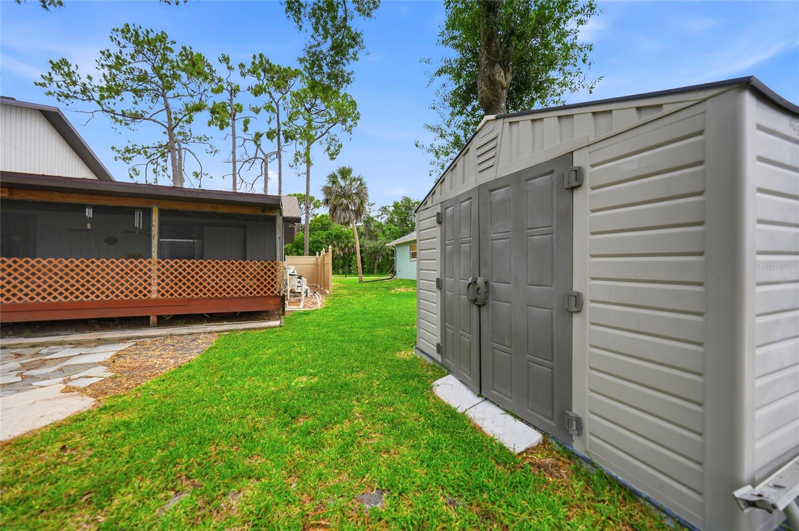 2631 FIESTA DR — photo 54
