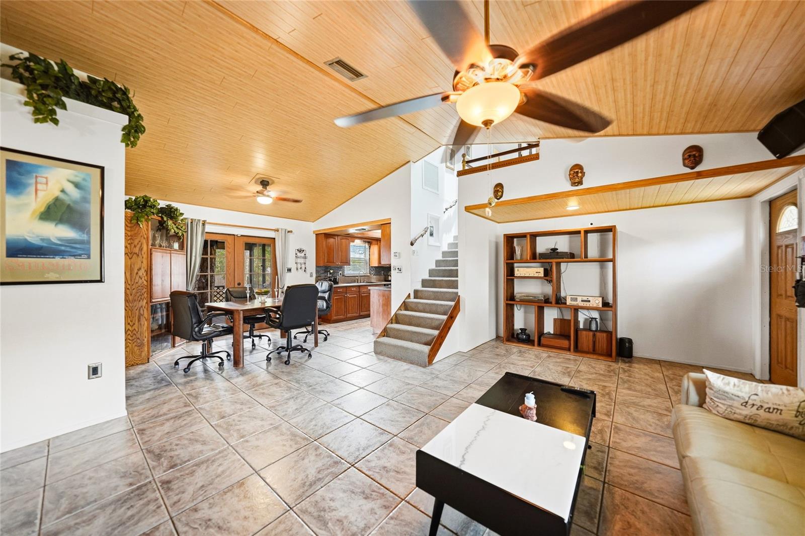 2631 FIESTA DR — photo 4