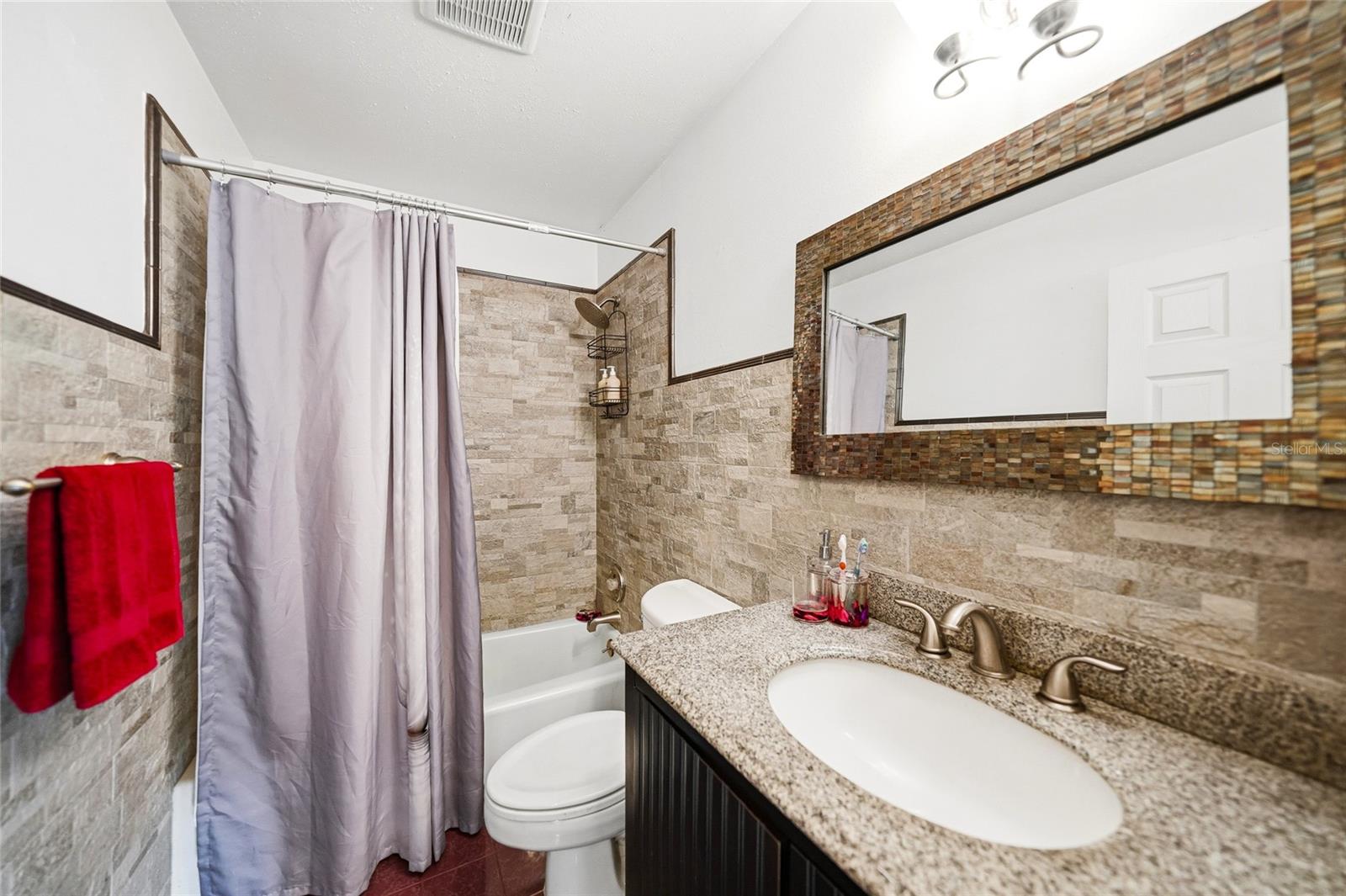 2631 FIESTA DR — photo 31